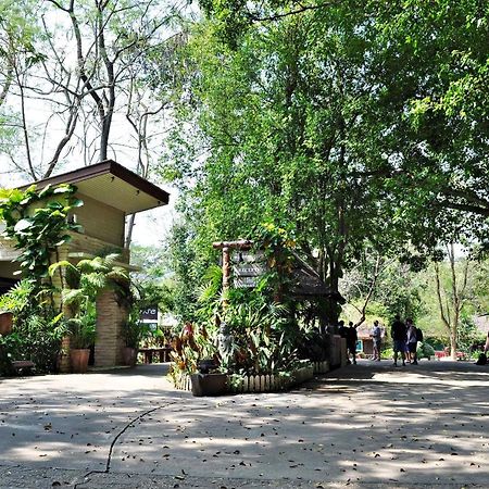 ホテル The Jungle House Khaoyai ムーシ エクステリア 写真