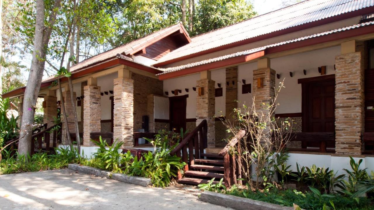 ホテル The Jungle House Khaoyai ムーシ エクステリア 写真